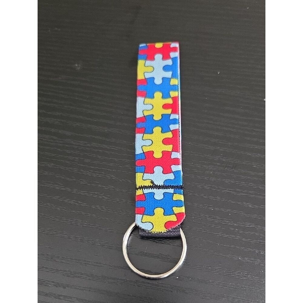 NWOT Autism Key Ring